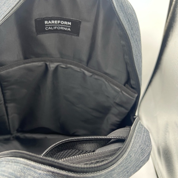 Rareform California Tropical Floral Backpack - Picture 4 of 6